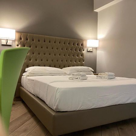 Hotel Genziana Генуа Екстериор снимка