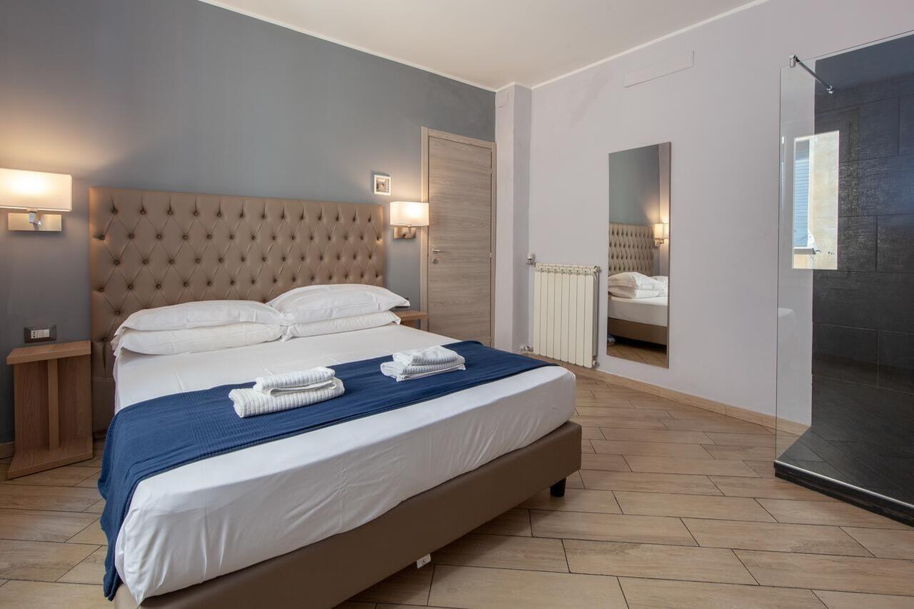 Hotel Genziana Генуа Екстериор снимка
