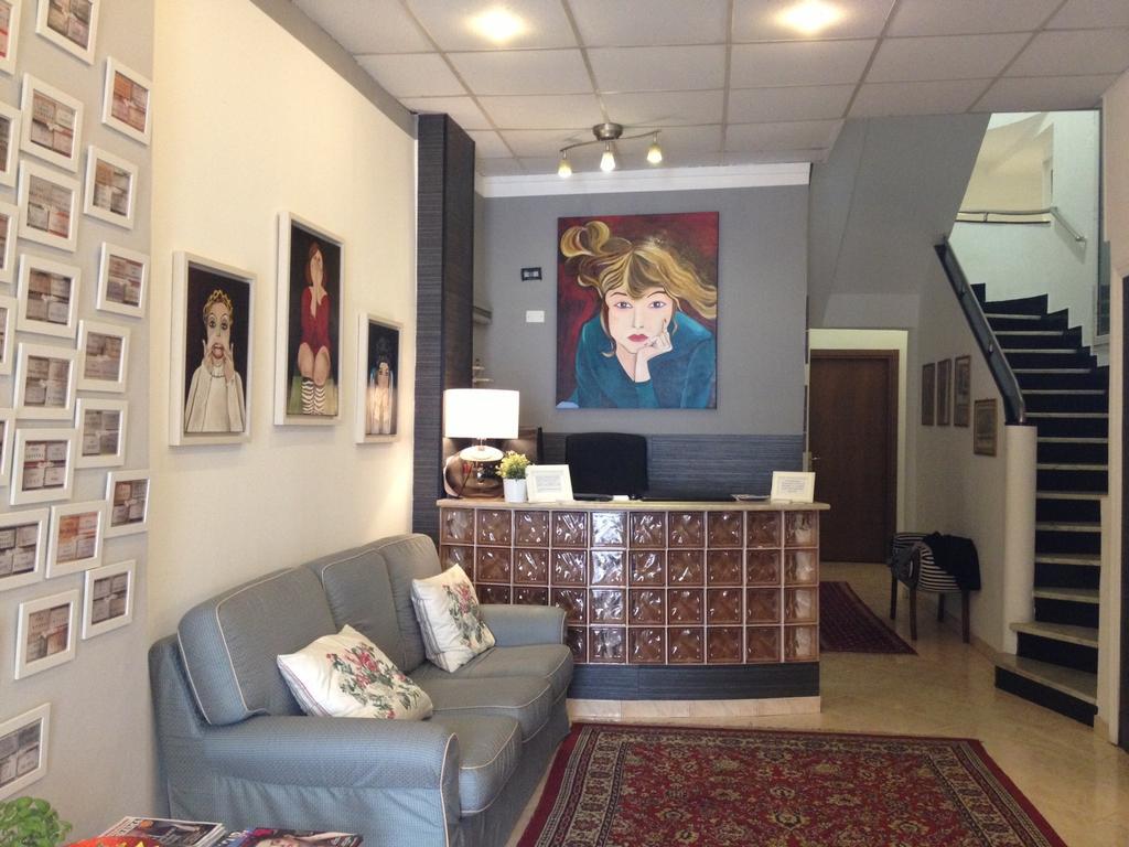 Hotel Genziana Генуа Екстериор снимка