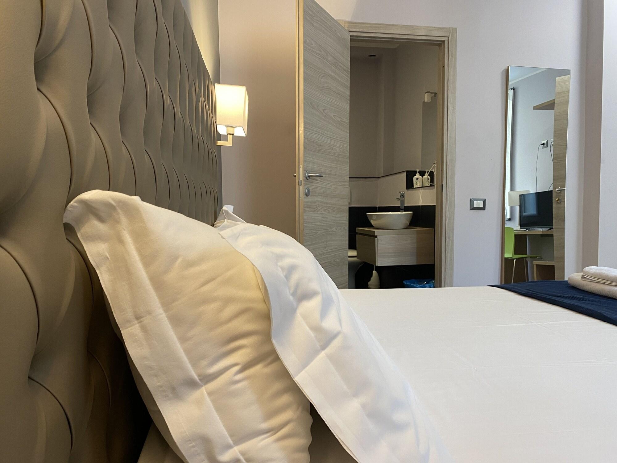 Hotel Genziana Генуа Екстериор снимка