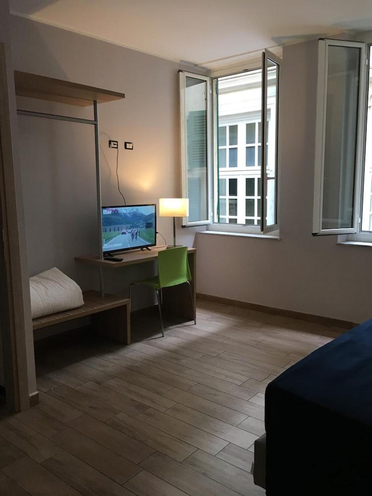 Hotel Genziana Генуа Екстериор снимка