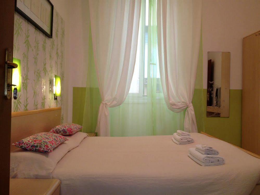 Hotel Genziana Генуа Екстериор снимка